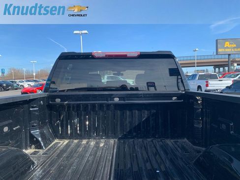 Used 2020 Chevrolet Silverado 1500 Custom Trail Boss w/ Custom Convenience Package image 16