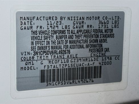 Used 2024 Nissan Kicks SR image 12