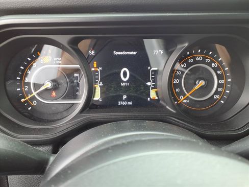 Used 2026 Jeep Wrangler Sport AWD/4WD image 26