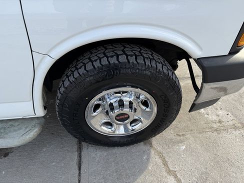 Used 2020 GMC Savana 2500 w/ Driver Convenience Package image 5