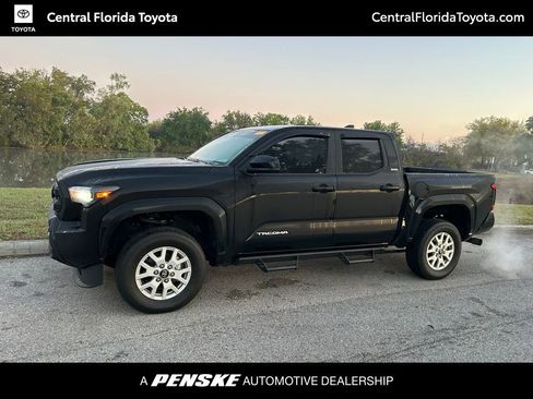 Certified 2024 Toyota Tacoma SR5 image 1