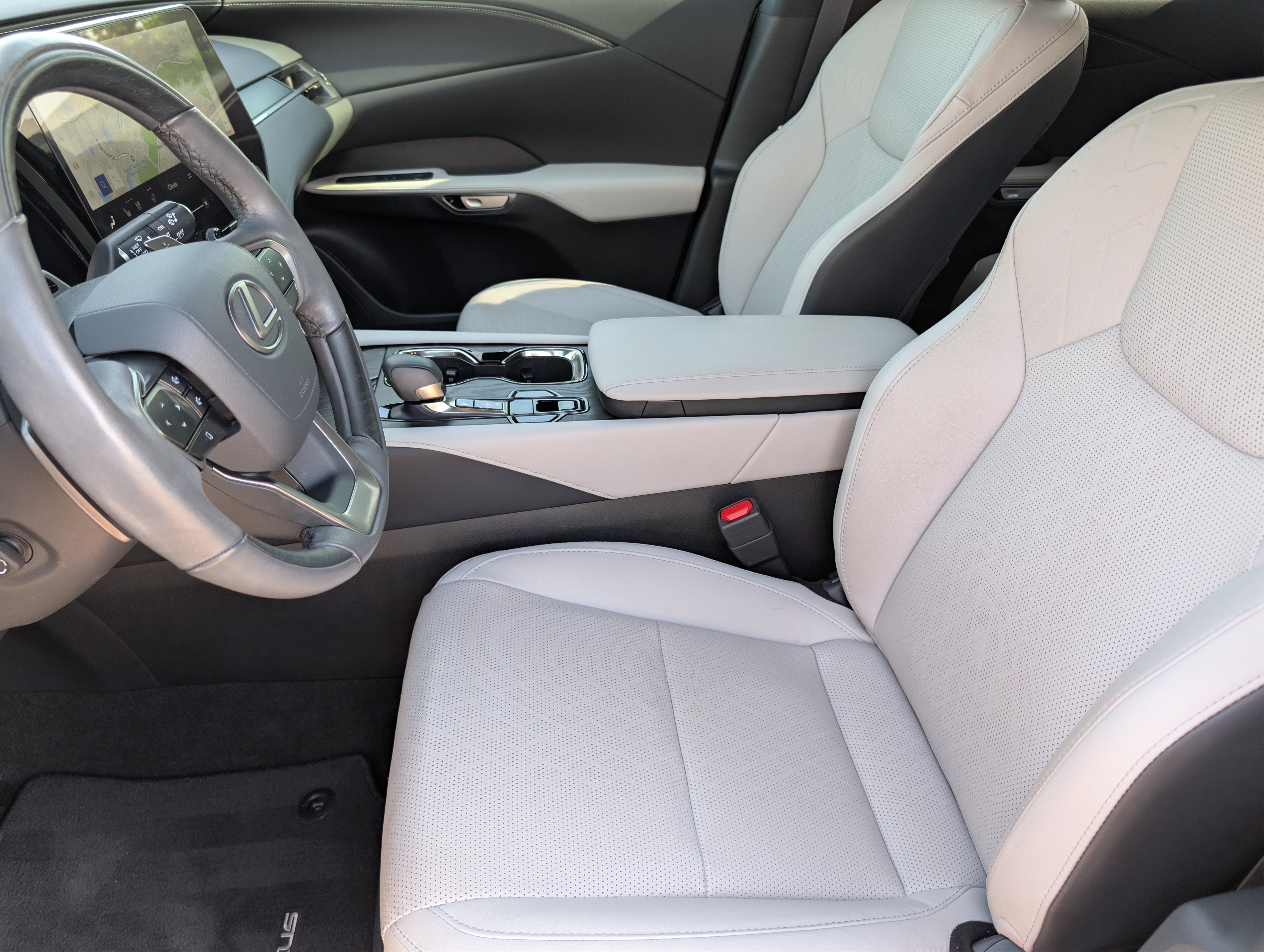 Certified 2024 Lexus RX 350 Premium Plus w/ Convenience Package FWD image 17