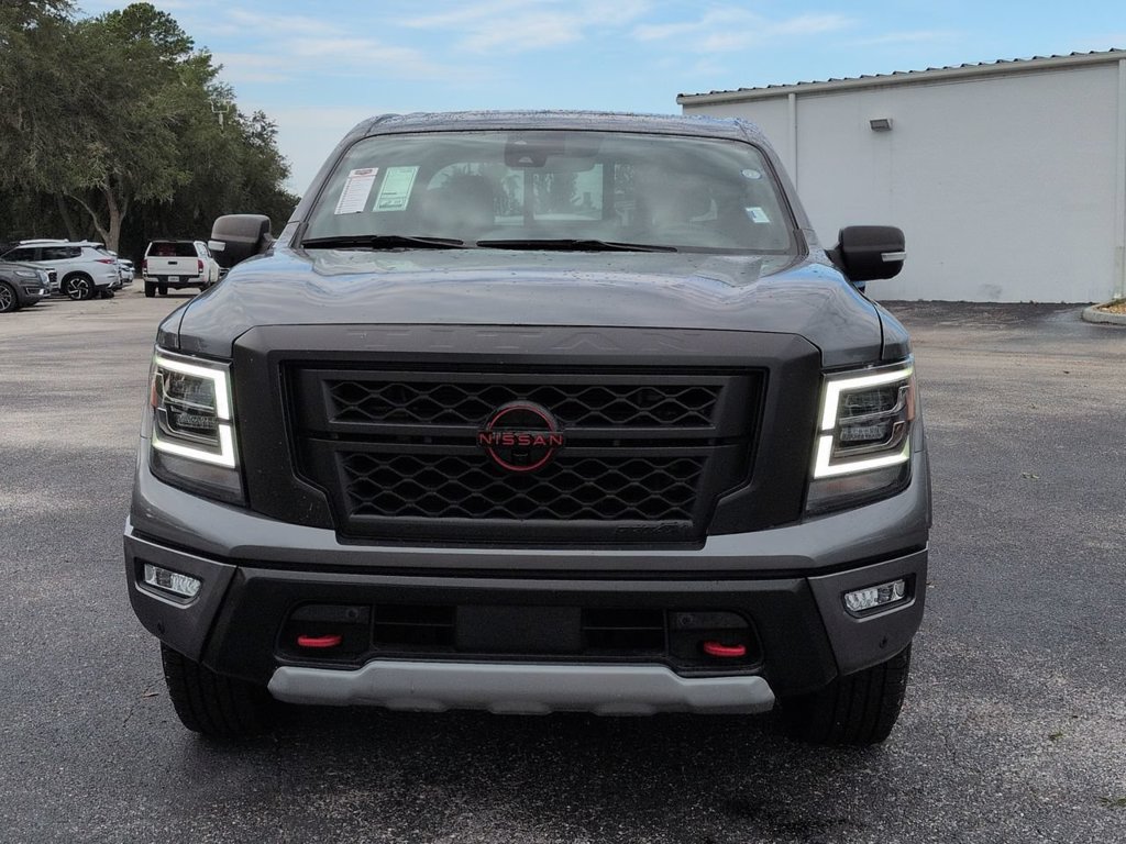 Used 2023 Nissan Titan PRO-4X w/ Pro-4x Convenience Package AWD/4WD image 9