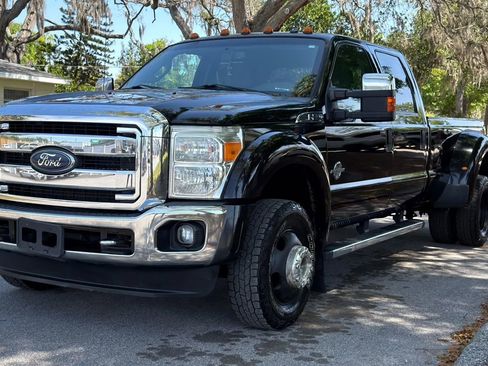 Used 2016 Ford F350 XLT w/ XLT Premium Package image 1