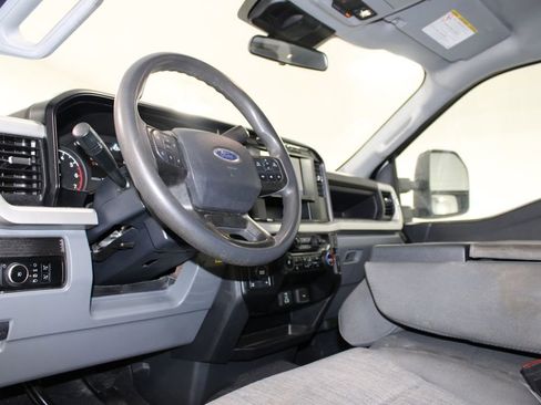 Used 2024 Ford F250 XL w/ STX Appearance Package AWD/4WD image 18
