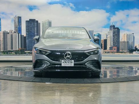Certified 2023 Mercedes-Benz EQE 500 4MATIC Sedan image 3