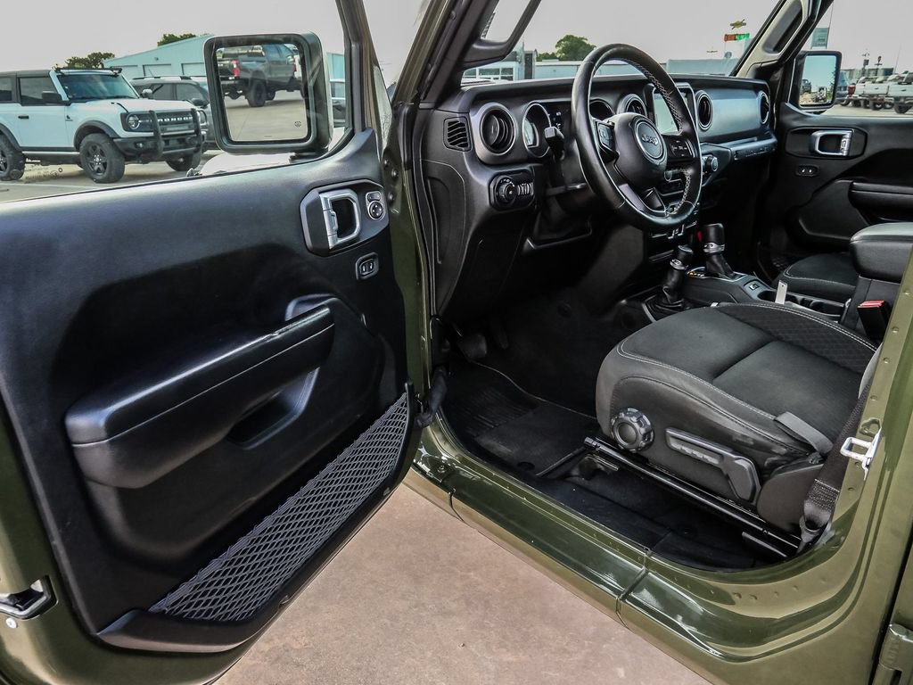 Used 2021 Jeep Wrangler Unlimited Sport AWD/4WD image 34