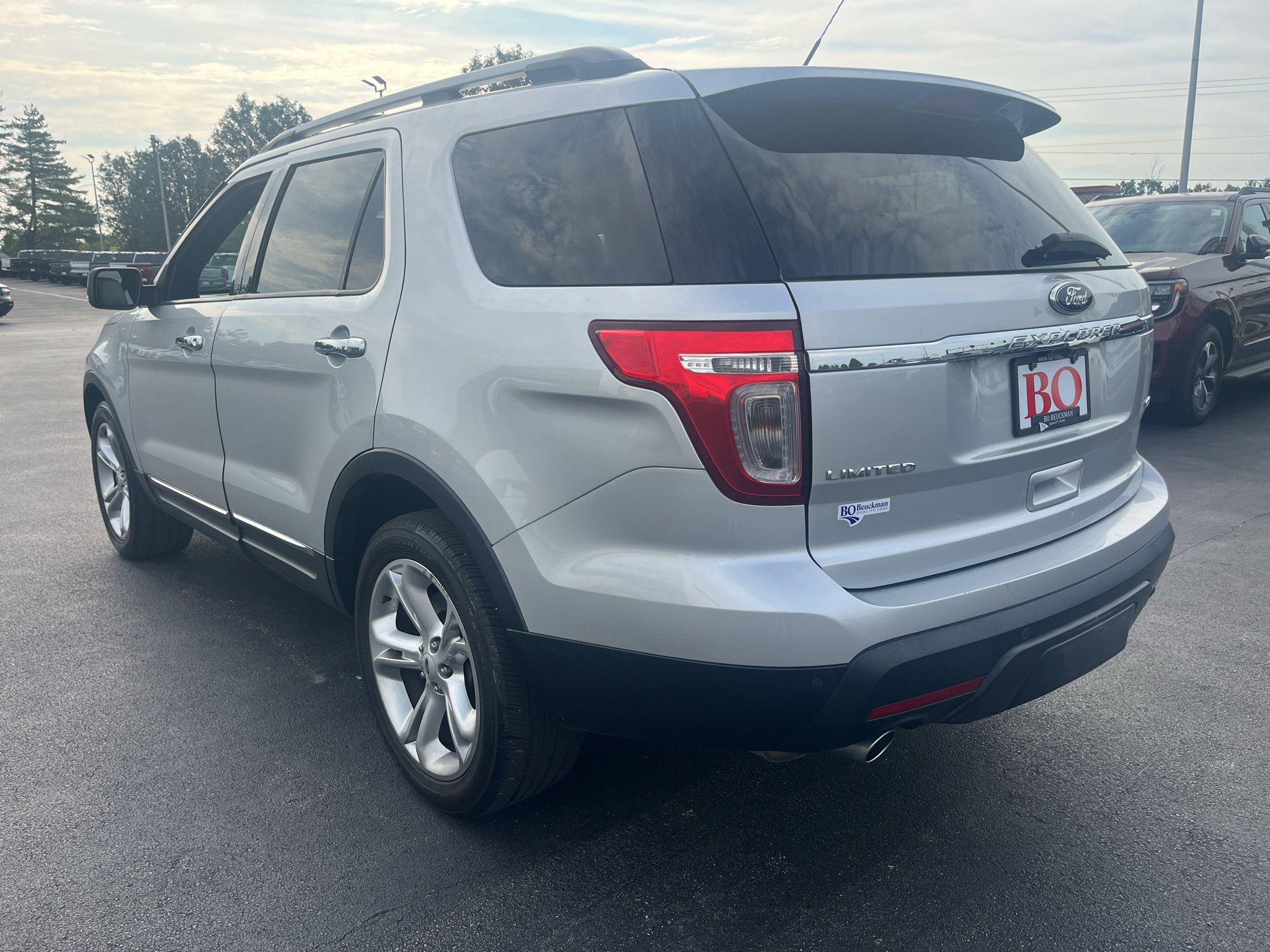 Used 2015 Ford Explorer Limited w/ Equipment Group 302A AWD/4WD image 5