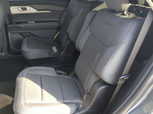 New 2026 Ford Explorer Active image 50