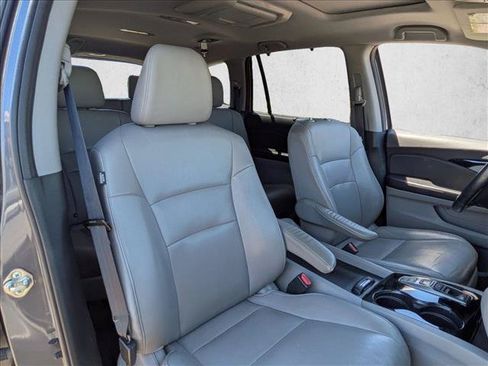 Used 2016 Honda Pilot Touring image 22