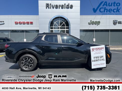 Used 2023 Hyundai Santa Cruz SEL Premium image 1