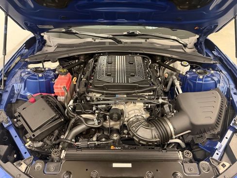 Used 2020 Chevrolet Camaro ZL1 RWD image 19