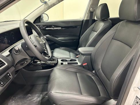 New 2026 Kia Seltos SX w/ SX Sunroof Package image 9