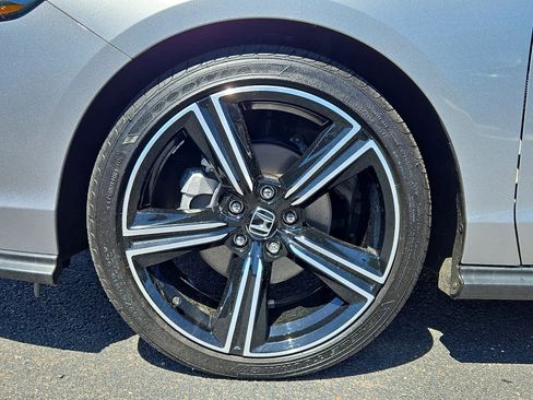 Used 2026 Honda Accord SE image 9