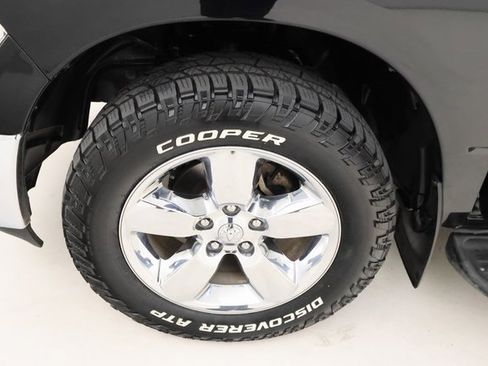 Used 2017 RAM 1500 Big Horn image 6