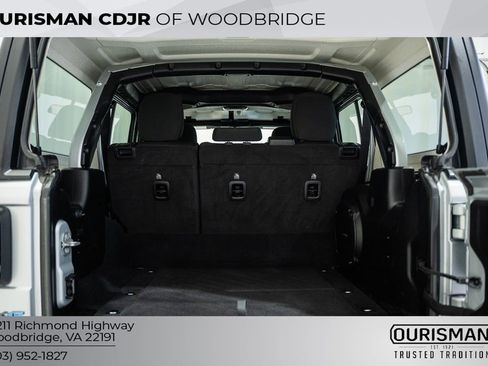 Used 2023 Jeep Wrangler Unlimited image 9