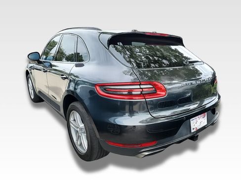 Used 2017 Porsche Macan image 3