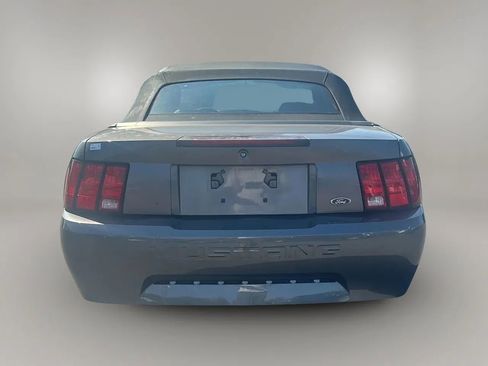 Used 2004 Ford Mustang Premium image 5