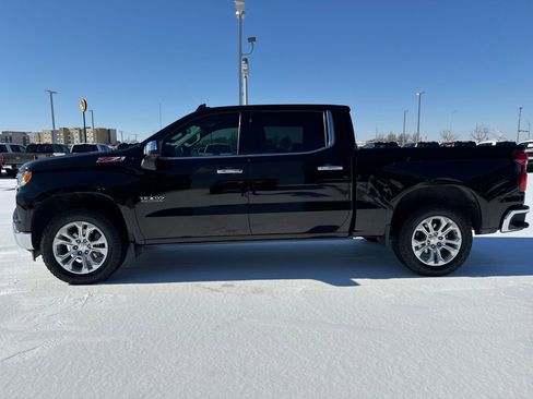 Used 2023 Chevrolet Silverado 1500 LTZ image 2