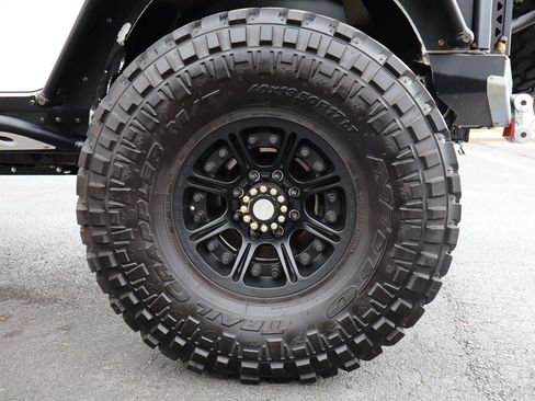 Used 2013 Jeep Wrangler Unlimited Sahara AWD/4WD image 41