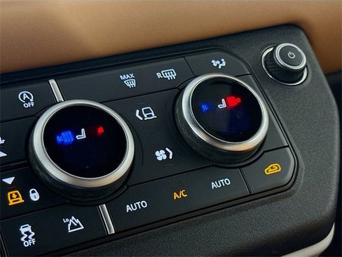 Certified 2023 Land Rover Defender 110 X-Dynamic SE image 23