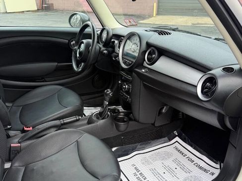Used 2013 MINI Cooper Hardtop image 7