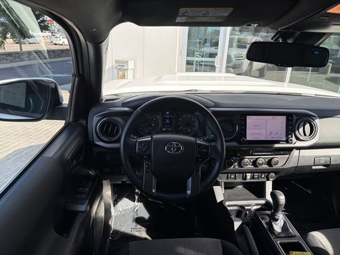 Used 2023 Toyota Tacoma TRD Sport AWD/4WD image 14