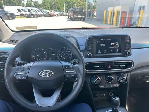 Used 2021 Hyundai Kona SE FWD image 9