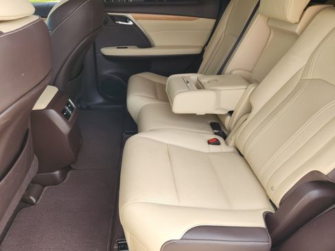 Used 2019 Lexus RX 350L FWD image 37