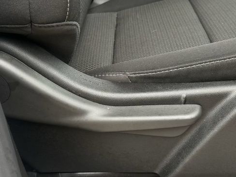 Used 2023 Chevrolet Colorado LT w/ LT Convenience Package RWD image 33