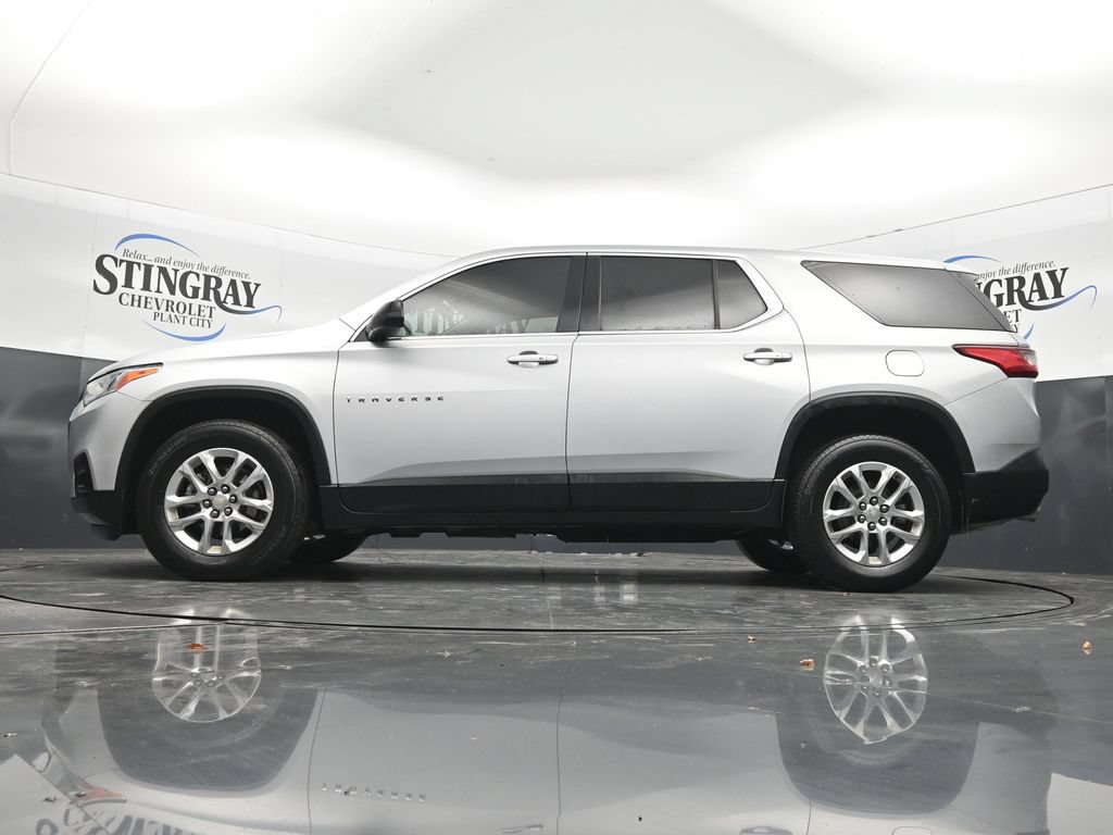 Used 2021 Chevrolet Traverse LS FWD image 29