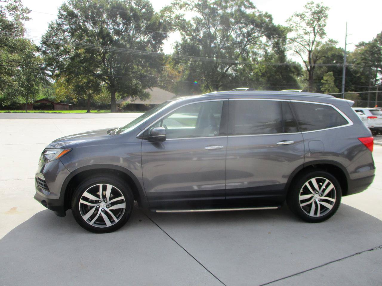 Used 2018 Honda Pilot Elite image 7