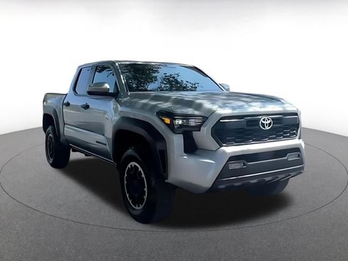 Used 2024 Toyota Tacoma TRD Off-Road AWD/4WD image 2