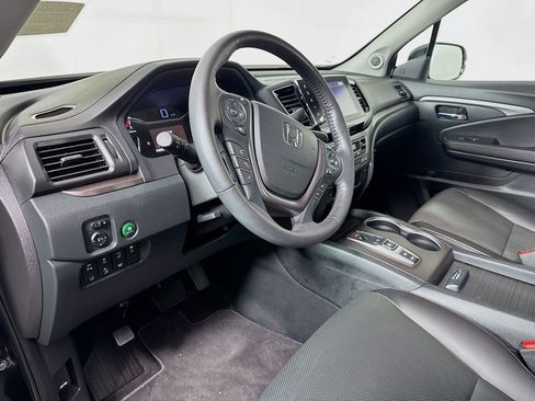 Used 2023 Honda Ridgeline RTL-E image 7