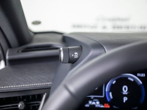 Used 2026 Lexus UX 300h FWD w/ Accessory Package (Z1) image 39