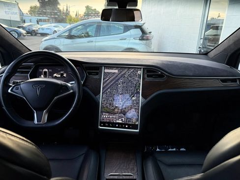 Used 2016 Tesla Model X 90D AWD/4WD image 26