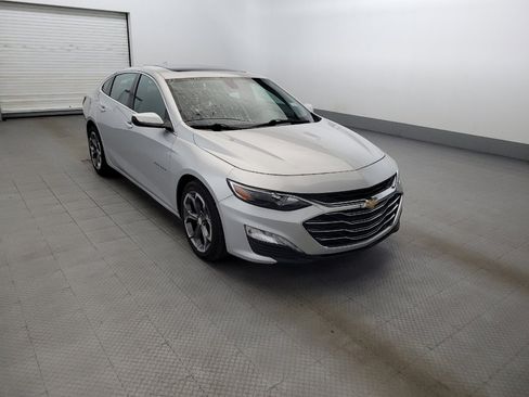 Used 2021 Chevrolet Malibu LT FWD image 13