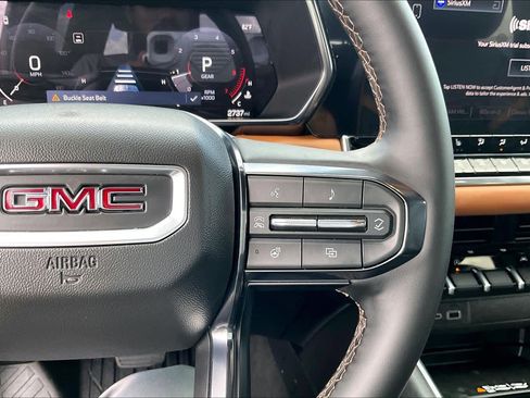 Used 2026 GMC Canyon AT4 w/ Technology Plus Package image 49