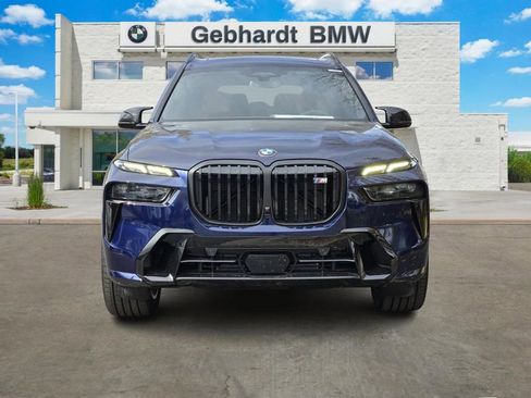 New 2026 BMW X7 M60i image 2
