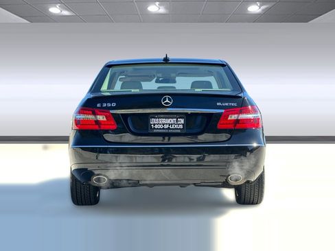 Used 2011 Mercedes-Benz E 350 BlueTEC Sedan image 9
