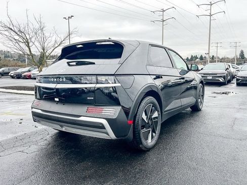 New 2026 Hyundai Ioniq 5 SE AWD/4WD image 6