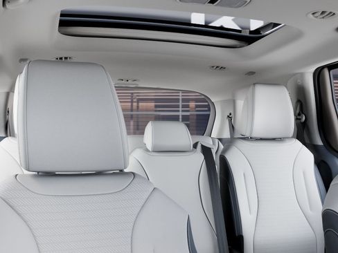 New 2026 Kia Carnival SX Prestige FWD image 27