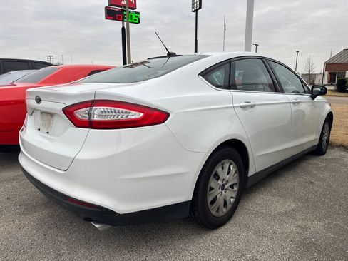 Used 2014 Ford Fusion S image 4