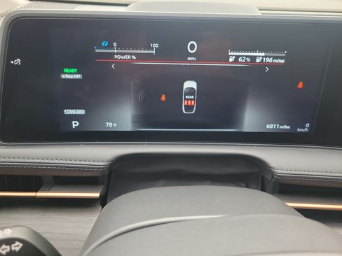 Used 2025 Nissan Ariya AWD image 22