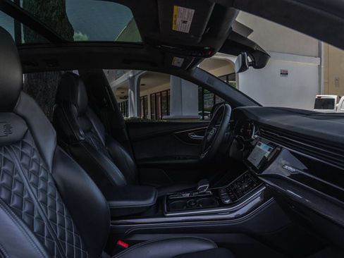 Used 2023 Audi SQ8 Prestige AWD/4WD image 27