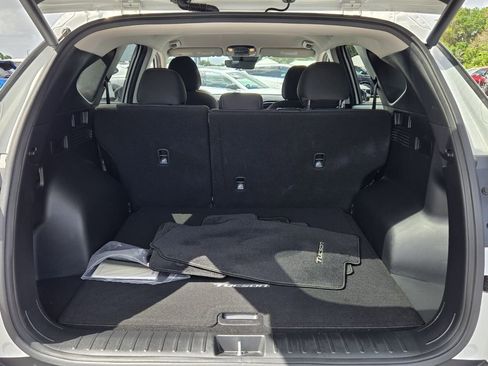 Used 2023 Hyundai Tucson SEL image 14