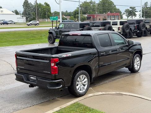 Used 2024 Chevrolet Silverado 1500 Custom AWD/4WD image 6