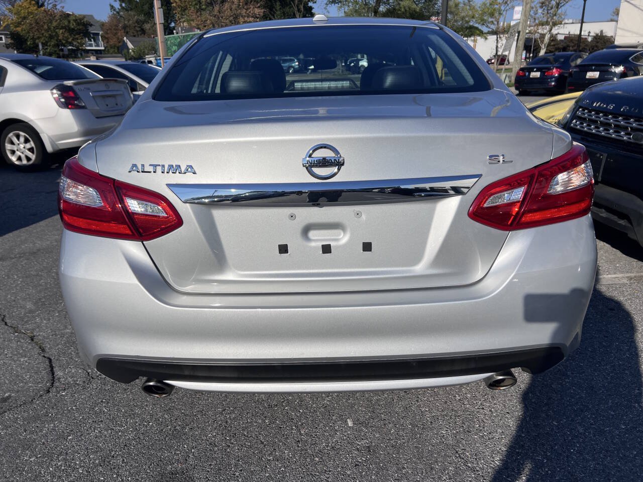 Used 2016 Nissan Altima 2.5 SL w/ 2.5 Technology Package FWD image 5