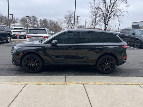 Used 2023 Lincoln Corsair AWD w/ Equipment Group 101A image 4