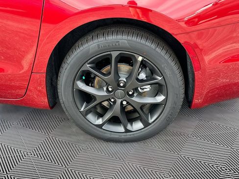 New 2027 Chrysler Pacifica Limited w/ S Appearance Package FWD image 40